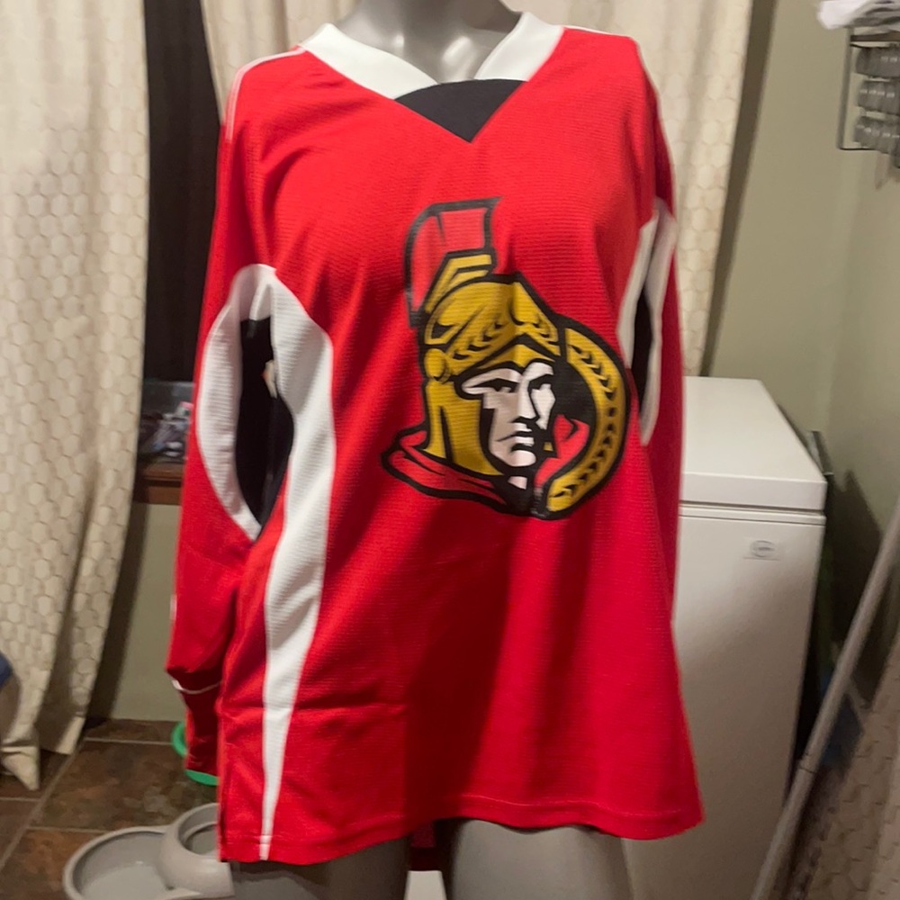 Ottawa Senators  kamazu hockey Jersey size small looks bigger